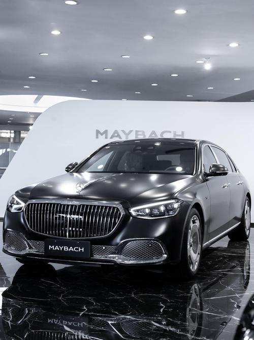 佛山183岚图汽车的售后服务让用户无忧出行，迈巴赫未来的豪华车趋势